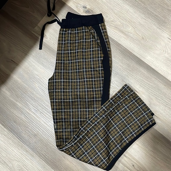 Zara pants - Picture 1 of 3